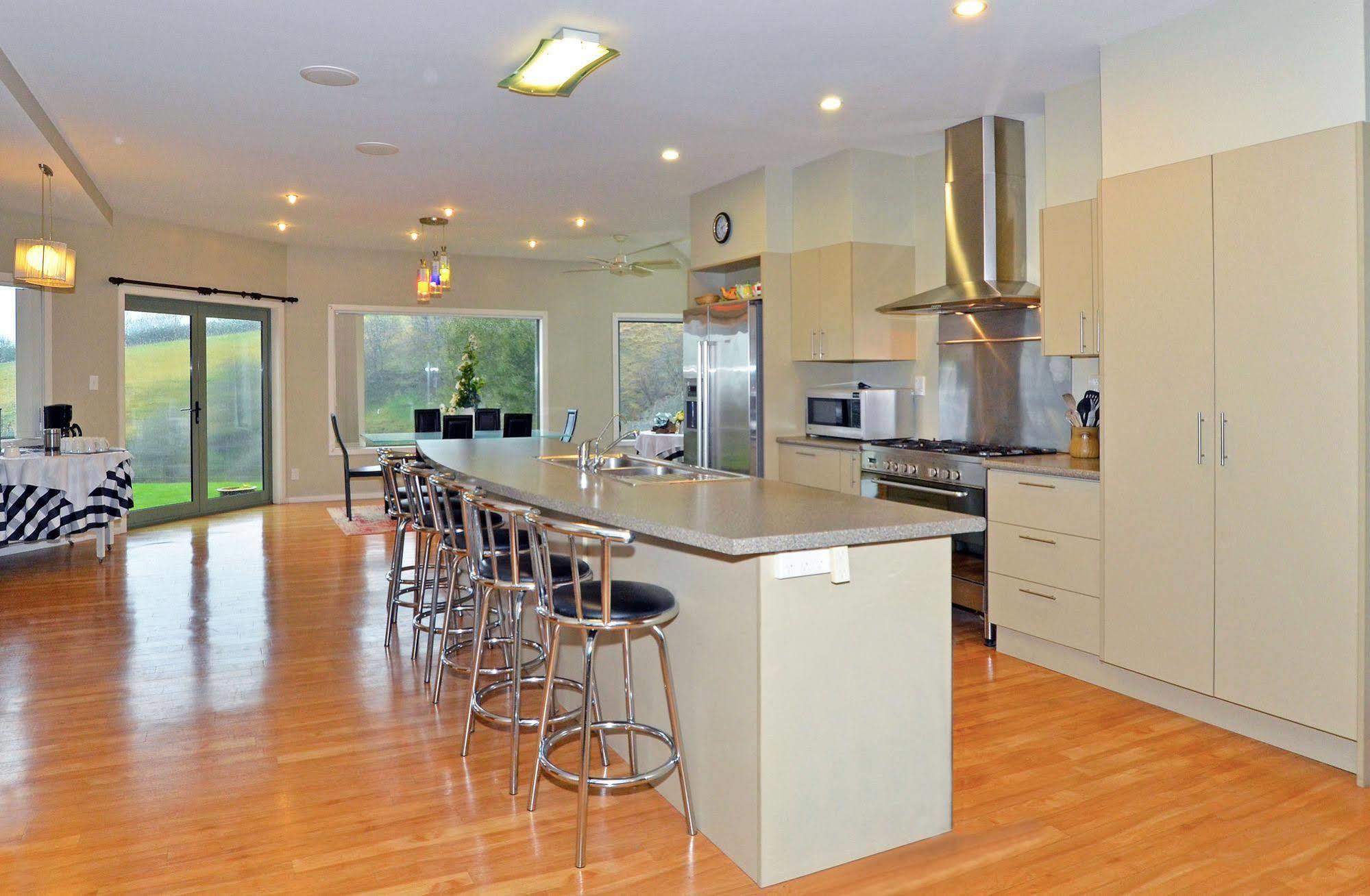 Villa Hunters Moon Mosgiel Exterior foto